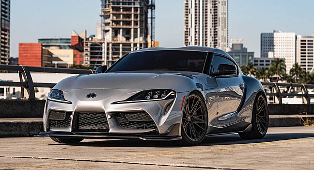 Toyota Supra на бронзовых колесах Vossen получила заниженный клиренс и новый экстерьер