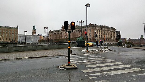 В Стокгольме напали на полицейского