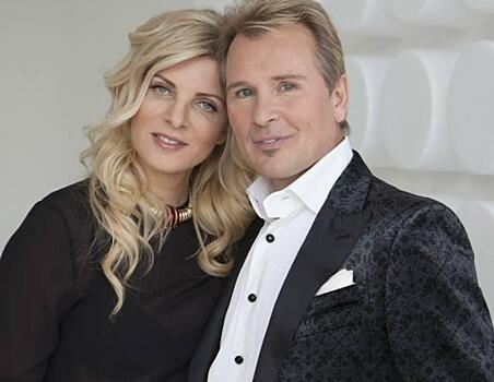 62-летний Малинин поздравил красавицу-жену с годовщиной свадьбы совместным фото