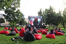 "Здесь каждый зритель - жюри": как в Твери проходит фестиваль уличного кино