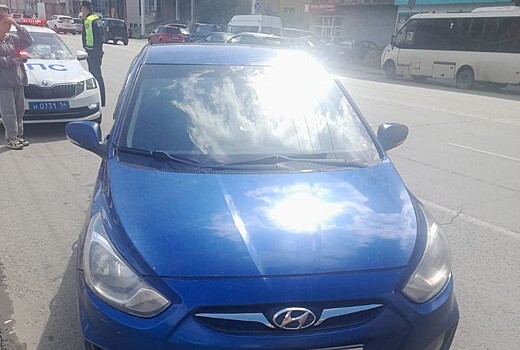 В Новосибирске задержали пьяного мигранта на арендованной машине