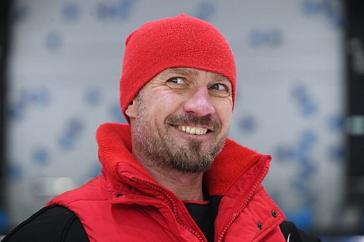 Роман Костомаров впервые вышел на лед после ампутаций