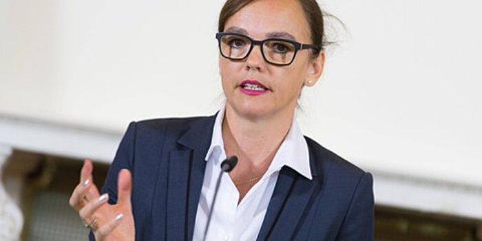 Прокуратура подозревает в коррупции министра образования Австрии