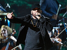 Эминем объявил, что станет дедушкой, в клипе на песню Temporary