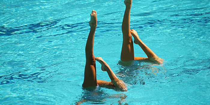 Олимпийские чемпионы по синхронному плаванию провели в Москве мастер-класс для юных спортсменок