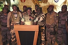 Военные в Габоне посадили президента под домашний арест