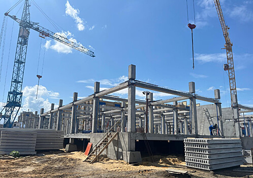 Врио замглавы области Владислав Ставицкий проконтролировал ход строительства школы и медучреждений в Бокино