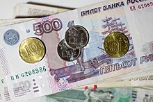 Россияне в кризис увеличили размер банковских вкладов