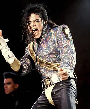 Известный режиссер рассказал, почему Майкл Джексон изменил цвет кожи