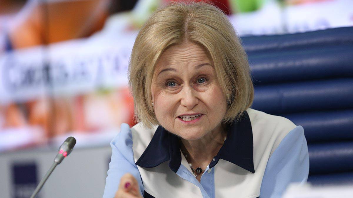 Дарья Донцова планирует подать в суд на владельца собаки, укусившей ее внука