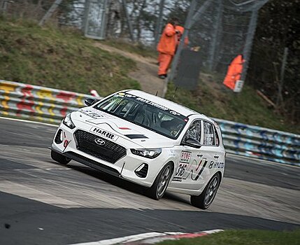 Hyundai i30 N принял участие в заезде на Нюрбургринге