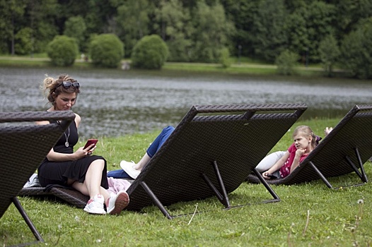 Летние зоны отдыха открылись в парке «Царицыно»