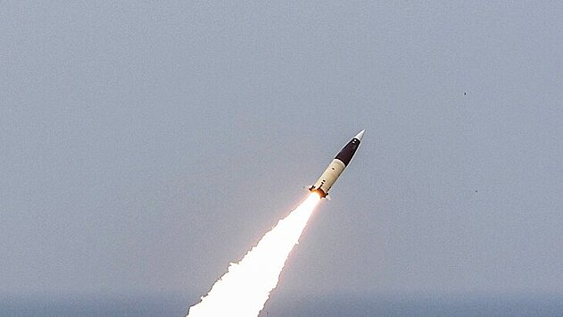 Стало известно о готовности США передать Украине ракеты большей дальности
