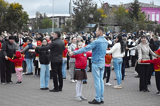В Сарапуле хотят установить рекорд по массовому исполнению вальса