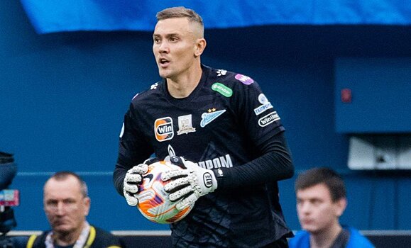 «Хватит 30 тысяч». Кто из российских футболистов боится рассказывать о тратах, а кто не скрывает роскошную жизнь?