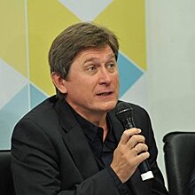«Надо вернуть электорату драйв»: Фесенко о Кабмине, люстрации и рейтинге президента Украины