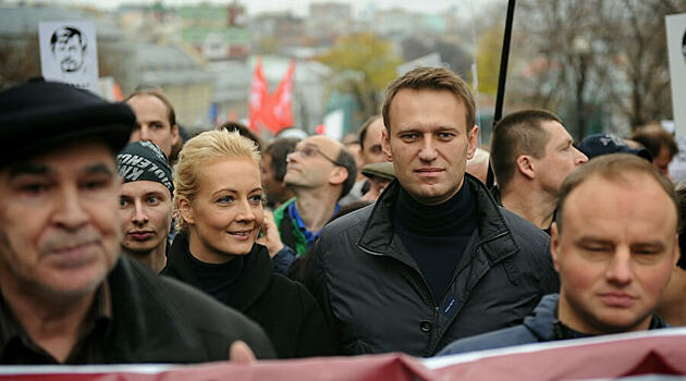 Захарова: Запад «идёт ко дну» с историей про якобы отравление Навального химоружием