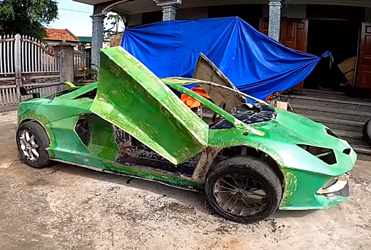 Вьетнамцы создали реплику Lamborghini Aventador из картона