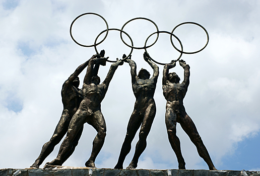 Подозреваемые в допинге спортсмены завоевали более 100 медалей