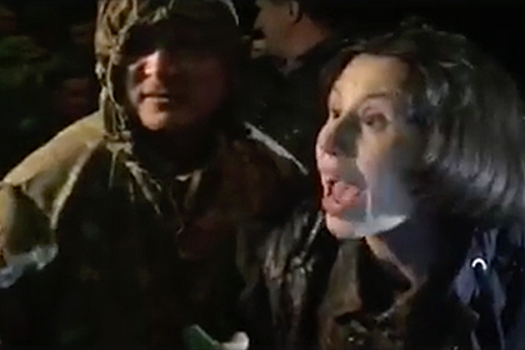 Участники блокады Донбасса избили и забросали яйцами депутата Рады