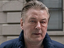 Болдуин не смог добиться отзыва иска о пренебрежении безопасностью