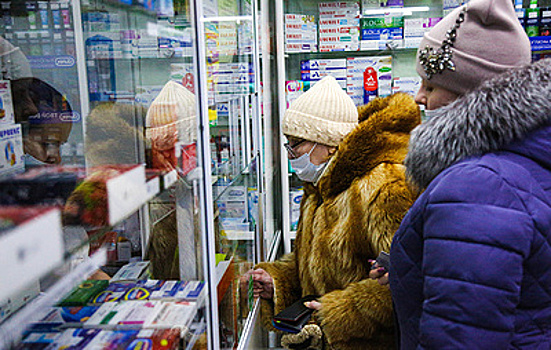 Голикова поручила открыть горячую линию для аптек по вопросам поставки медикаментов