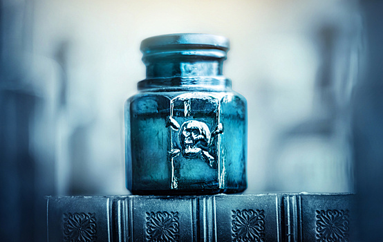 Яды, меняющие ход истории: как значимые отравления влияли на мир?