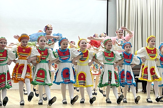 В Отрадном Самарской области школа искусств открылась после капремонта