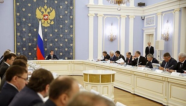 Медведев потребовал наказать виновных в воровстве газа на Северном Кавказе