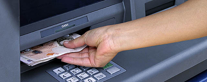 Эксперт Войлуков предостерег от покупки валюты в панических настроениях