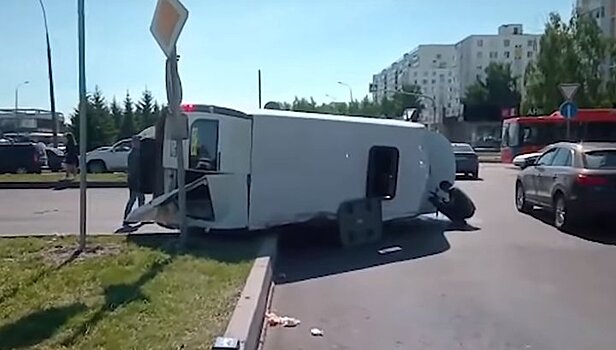 В Татарстане шесть человек пострадали в ДТП с маршруткой