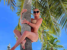 Волочкова вспомнила, что заставила фотографа удалить ее снимки без бюстгальтера