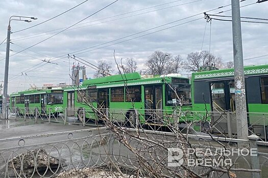 Движение казанских троллейбусов и трамваев изменено из-за повреждения сетей