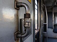 Житель Пермского края поссорился с супругой и выпрыгнул из поезда в Ижевске