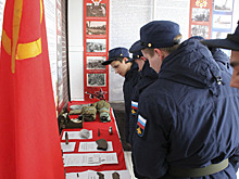 Первых призывников Красноярского края проводили юнармейцы