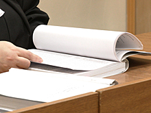 Суд оставил под стражей экс-силовика из Тюмени, насмерть сбившего дорожников