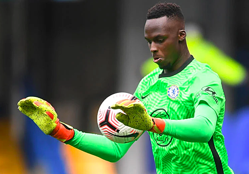 Менди повторил рекорд Лиги чемпионов по матчам на ноль