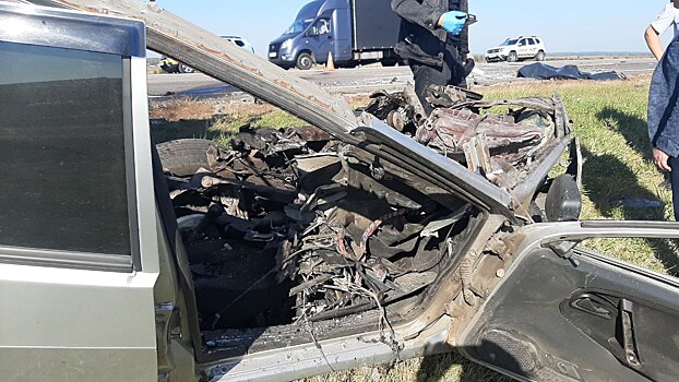 В Курском районе два человека погибли в лобовом столкновении машин