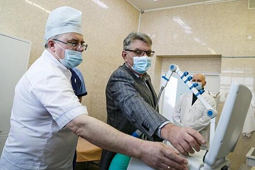 Екатеринбургские меценаты закупили для городской больницы аппараты ИВЛ