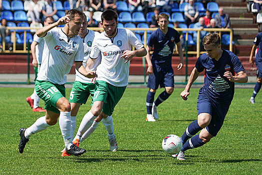 Футбольный «Енисей» сыграл вничью в Томске
