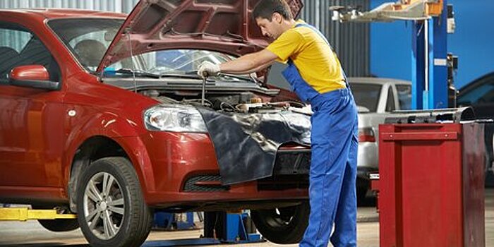 Эксперты оценили возможное ужесточение правил ремонта автомобилей в РФ
