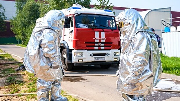 Всегда готовы прийти на помощь: пожарные и спасатели провели тренировки в Апаринках