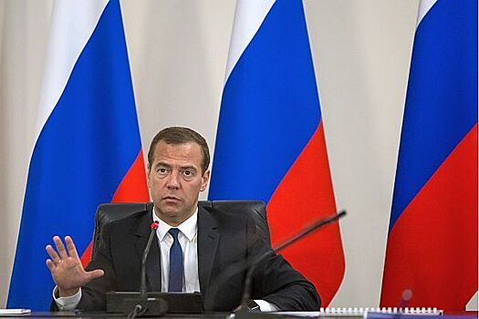 Медведев заявил об усиленном контроле на въезд транспорта с Украины