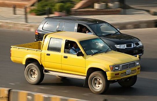 В России в октябре выросли продажи пикапов