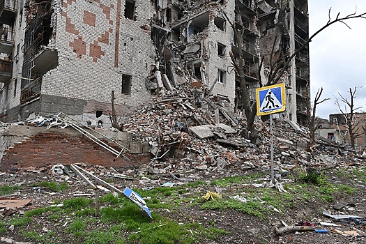 В Артемовске националисты заминировали выход из подвала, в котором прятались мирные жители. Что известно о ситуации в городе