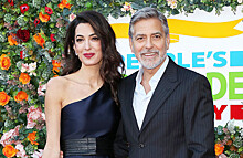 Амаль Клуни в роскошном комбинезоне посетила благотворительный вечер в Шотландии