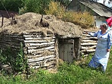 Семья из воронежского села создала музей Великой Отечественной войны у себя на участке