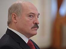 Последние 26 лет Беларусь жила с одним президентом. Какой путь прошла страна за это время?