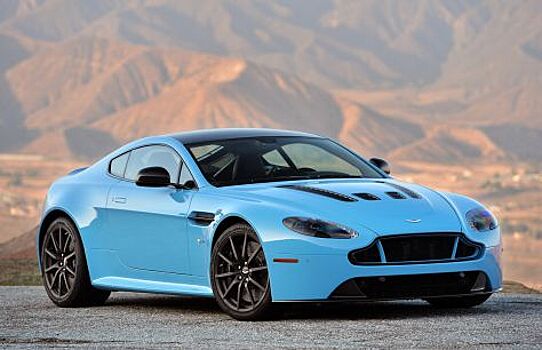 Мэтт Фарах тестирует вторую версию Aston Martin Vantage