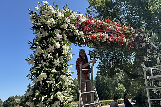 В Павловском парке "Императорский букет" собрали в честь Великой Победы